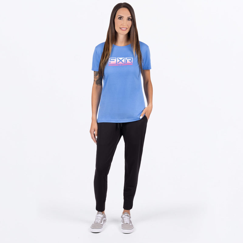 Podium_PremiumTShirt_W_TranquilBlueEPink_242227-_4194_Fullbody